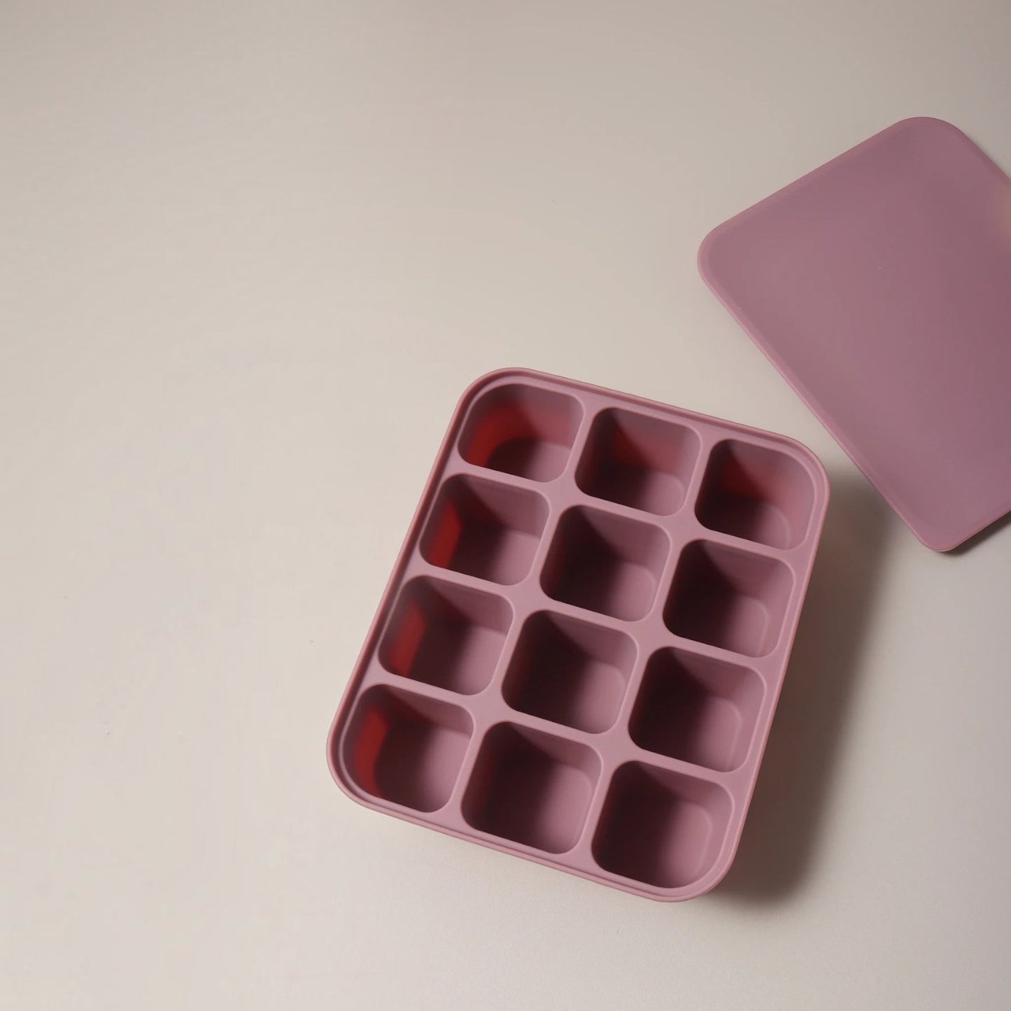Dear Xime Silicone Freezer Cube Tray with Lid — Baby Food & Ice Prep | 4M+